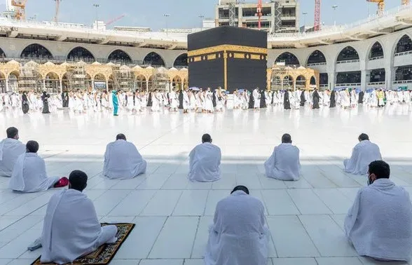 how to perform umrah guidance in step by step